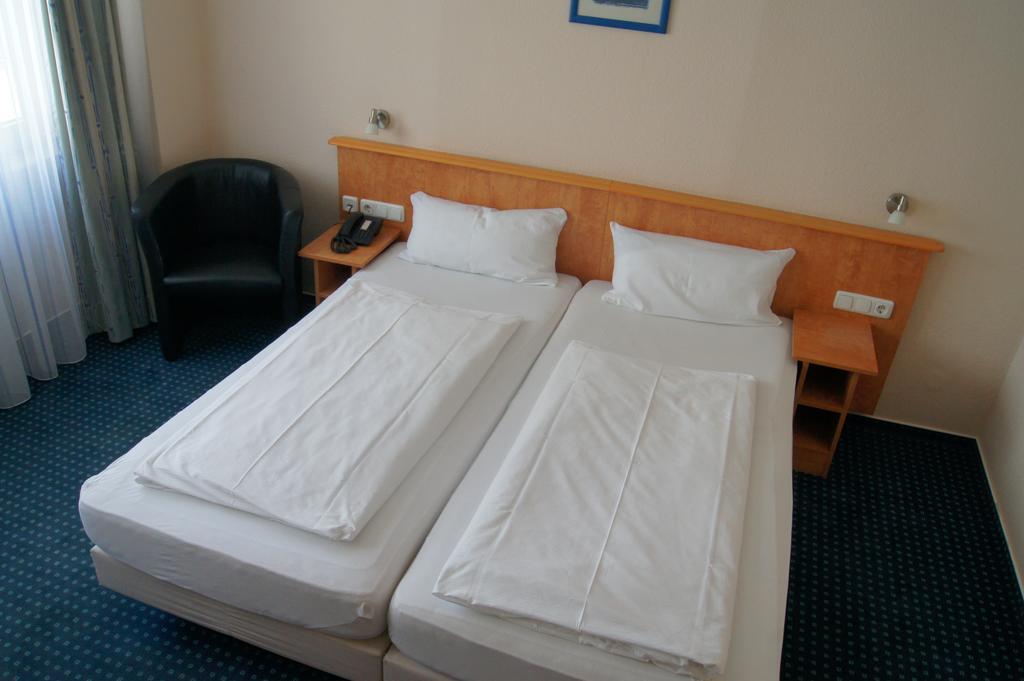 Cityhotel Primavera Trier Room photo