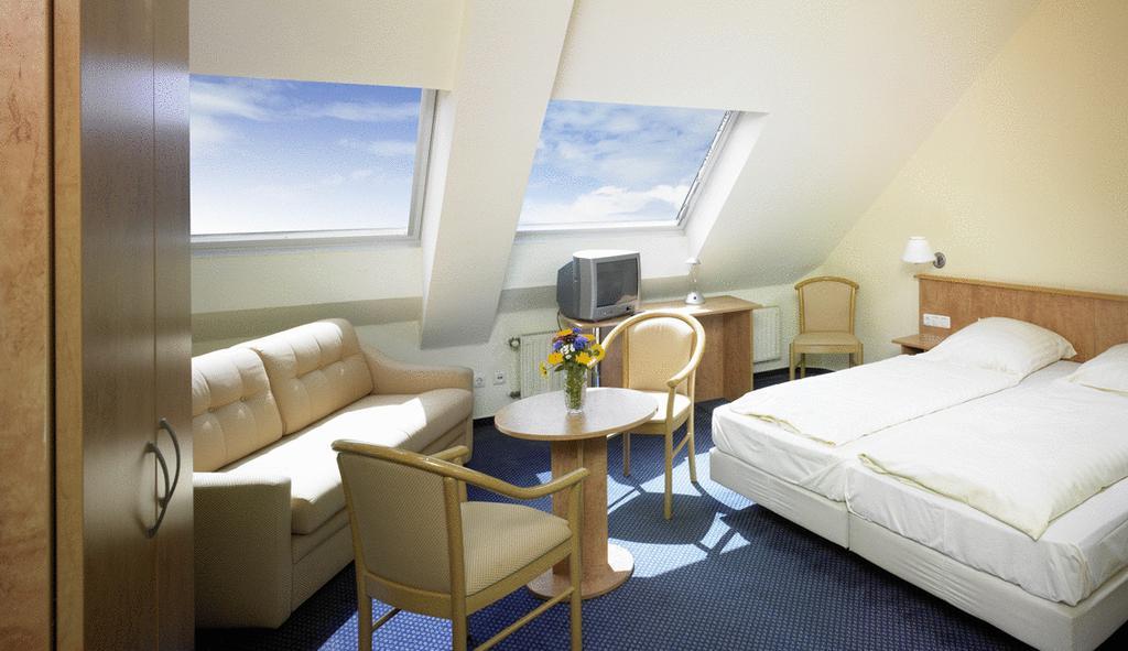Cityhotel Primavera Trier Room photo