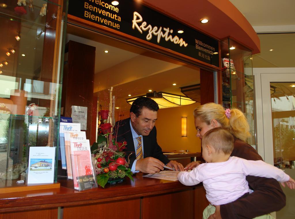Cityhotel Primavera Trier Exterior photo